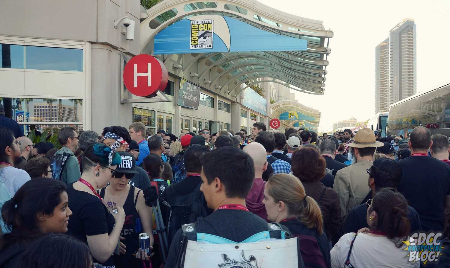 Outside Convention Center - SDCC Crowd Hall H