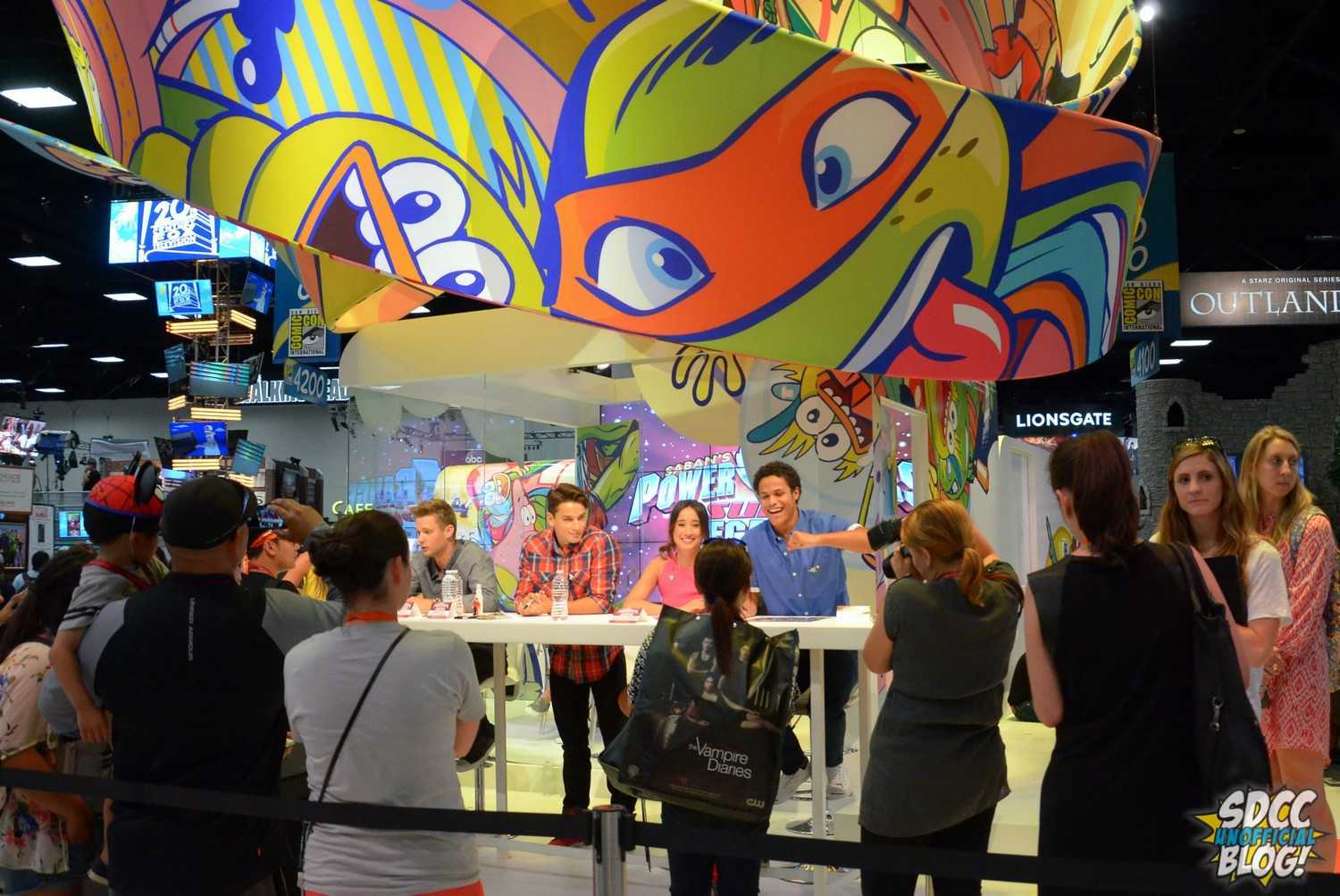 Nickelodeon Booth Power Rangers Cast Signing – Ciara Hanna, Andrew Gray, Christina Matterson, Cameron Jebo, Azim Rizk, John Mark Loudermilk