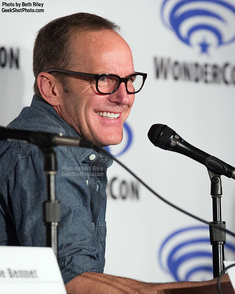 GeekShot Exclusive Photo Series Vol. 3 (Week 10) - Clark Gregg Agent Phil Coulson Agents of SHIELD Marvel AoS