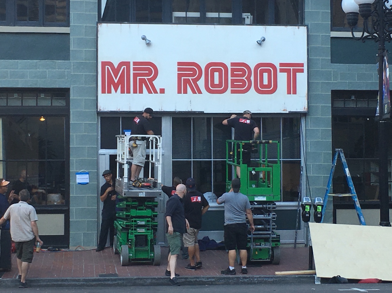 Mr. Robot Season 2 Comic-Con Interviews