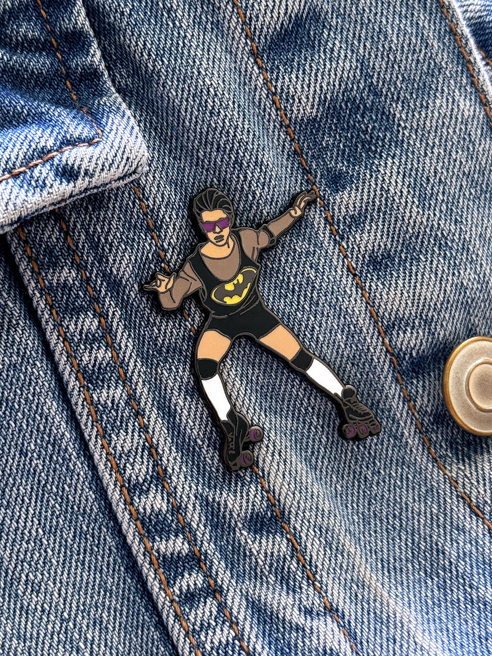 Gotham Rollerskate Pin