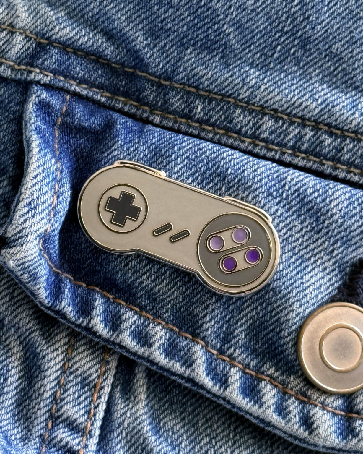 New exclusive added: Yesterdays — SNES Controller Pin